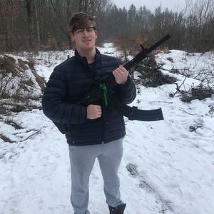 Meet your Posher, Johnnie